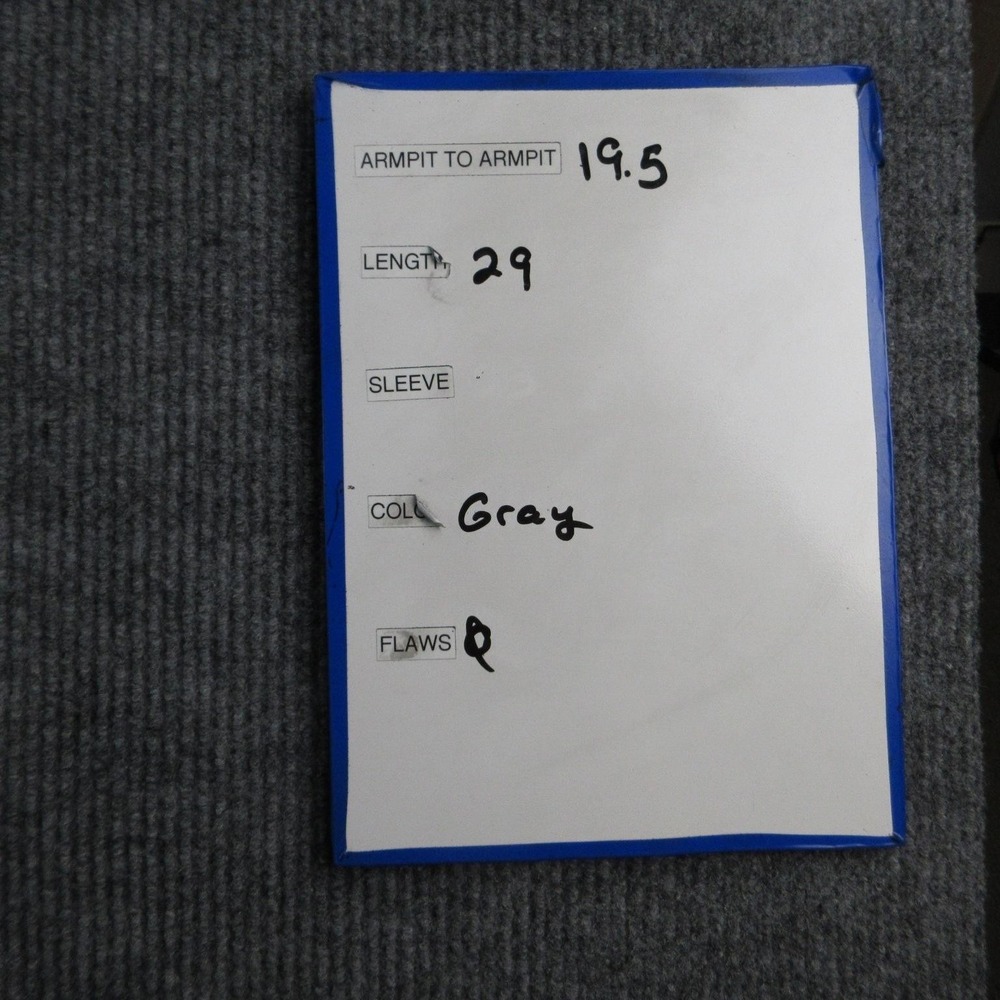True Classic Shirt Mens M Gray Crew Neck Curved Hem Short Sleeve Tagless NWOT - Picture 13 of 14